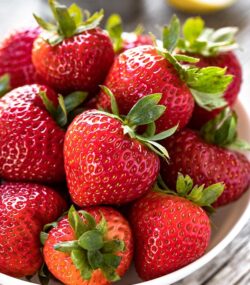 Fresh Strawberry - Image 2